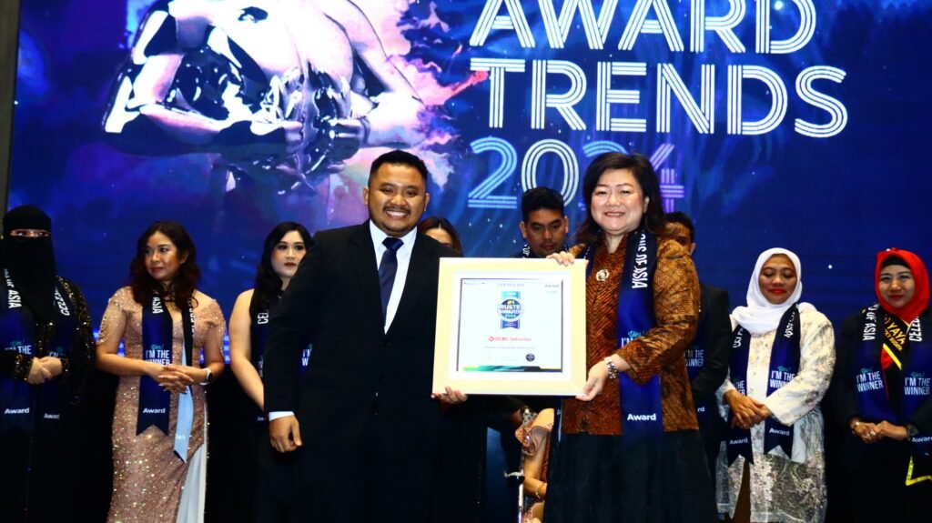 OCBC Sekuritas Raih Penghargaan The Most Trusted Broker Winner 2024